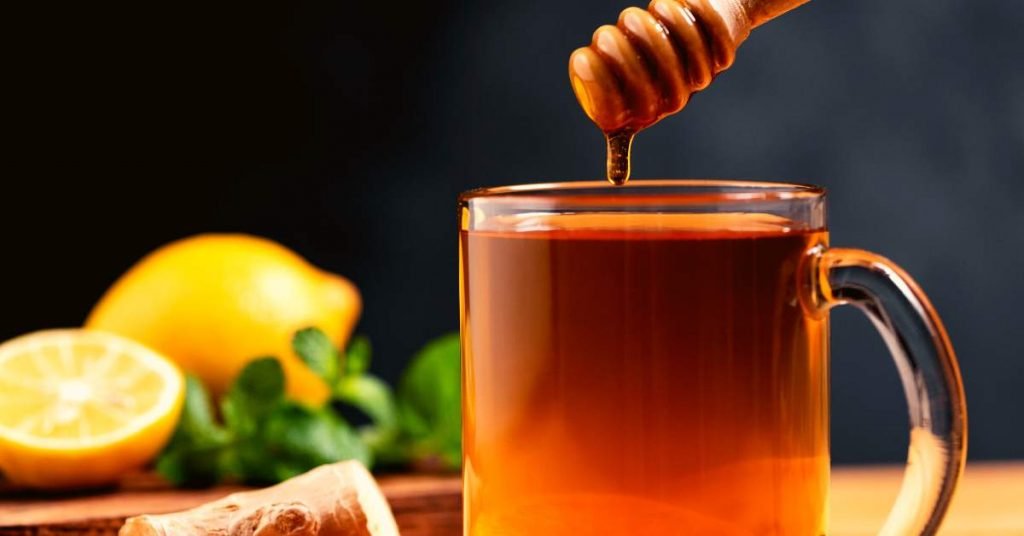 Honey and Lemon Tea for Sore Throat