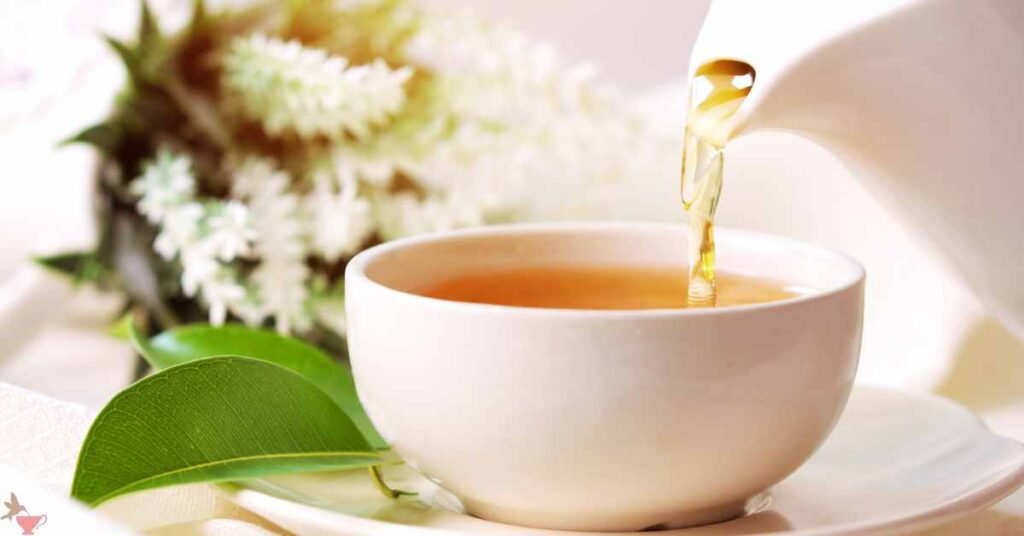 Black Tea With Lemon for Eliminating Toxins