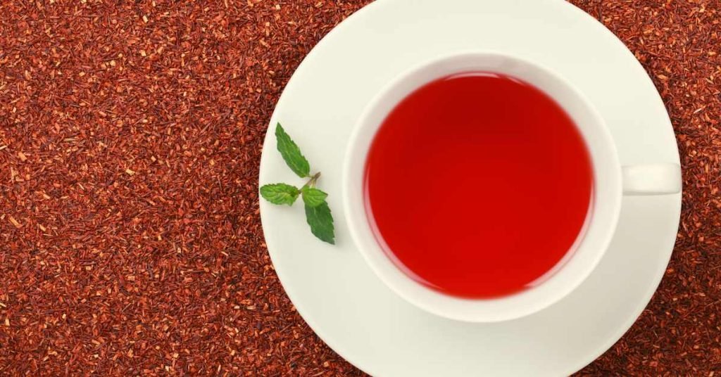 Mixing Red Tea With Infusions