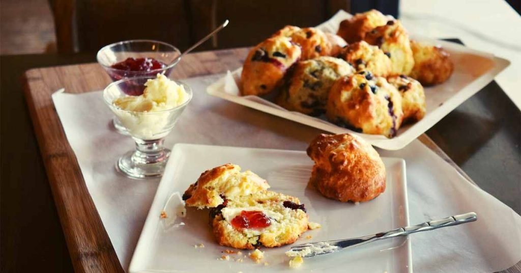 Why Are Scones the Perfect Dessert for Teatime