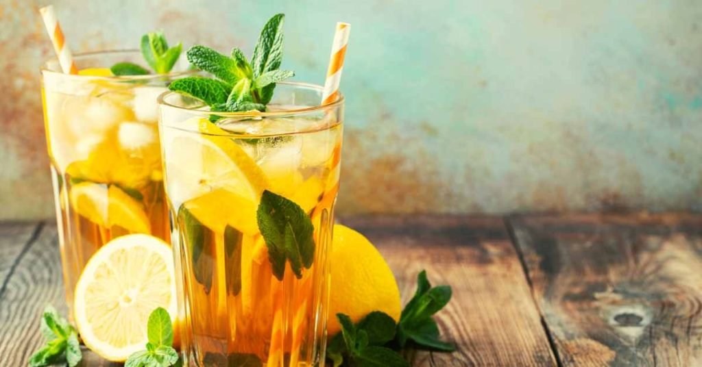 How to Make Sweet Lemon Iced Tea