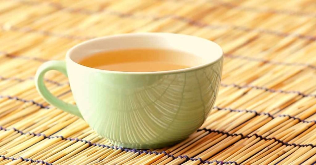 White Tea for Healthy Nails